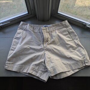 Old Navy Khaki Everyday Short Size 2